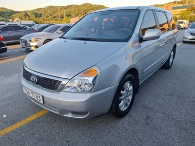 Kia Canival · 2013 год