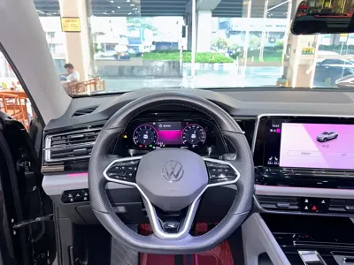 Volkswagen Tiguan X 2022, 80000 км, за 138800 CNY - фото 8