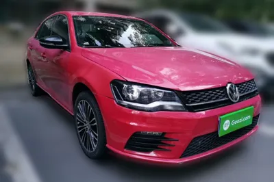 Volkswagen Bora 2014, 79800 км, за 28255.13 CNY