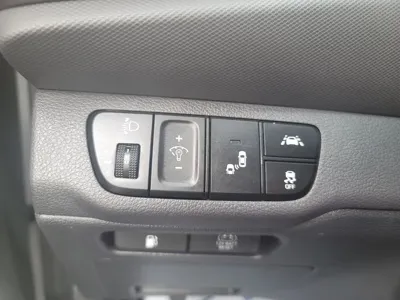 Hyundai Ioniq 2020, 178400 км, за 9800000 KRW - фото 11