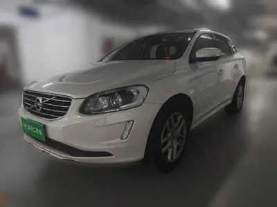 Volvo XC60 · 2017 год