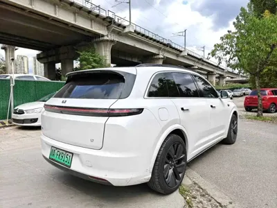 Li Auto Li L7 2023, 47000 км, за 179800 CNY