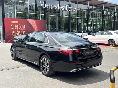 Mercedes-Benz E-Class New Energy 2024, 27000 км, за 309800 CNY