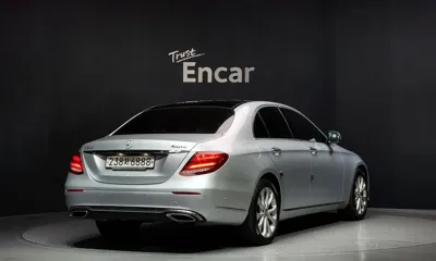 Mercedes-Benz E-Class 2017, 108217 км, за 20500000 KRW - фото 2