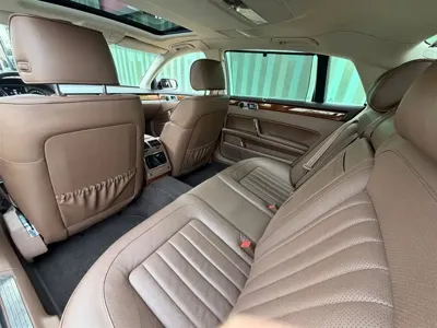 Volkswagen Phaeton 2015, 70000 км, за 119800 CNY - фото 8