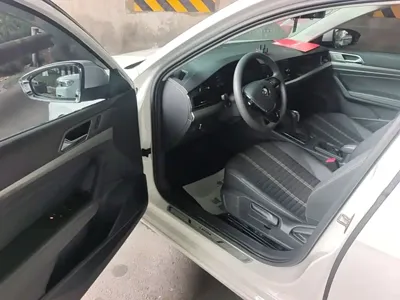 Volkswagen Lavida 2019, 88500 км, за 61100 CNY - фото 16