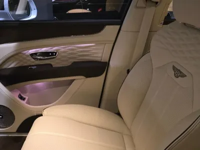 Bentley Bentayga 2024, 2400 км, за 283000000 KRW - фото 3