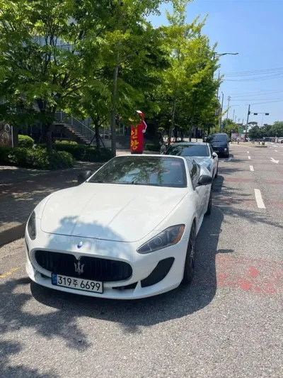 Maserati Gran Cabrio 2012, 120000 км, за 39500000 KRW