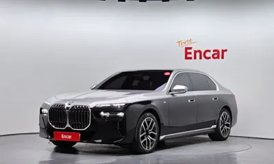 BMW 7-Series · 2024 год