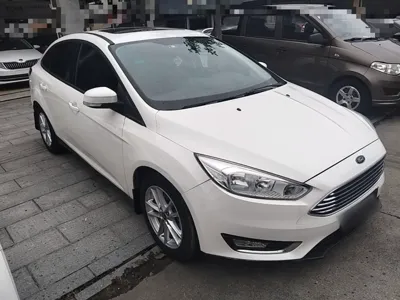 Ford Focus 2015, 158100 км, за 37362.9 CNY