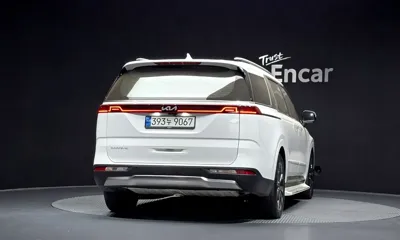 Kia Canival 2023, 24727 км, за 34500000 KRW