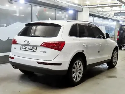 Audi Q5 2012, 83442 км, за 8990000 KRW