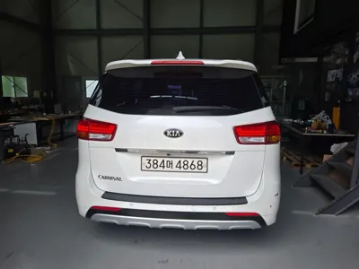 Kia Canival 2018, 183218 км, за 9500000 KRW - фото 4