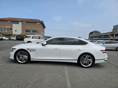 Genesis G80 2025, 12606 км, за 59800000 KRW