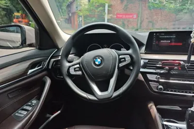 BMW 5 Series 2018, 100600 км, за 147620.08 CNY - фото 7