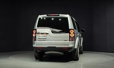 Land Rover Discovery 2016, 69433 км, за 32000000 KRW