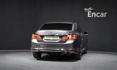 Honda Accord 2016, 70480 км, за 10500000 KRW
