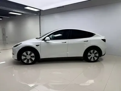 Tesla Model Y 2022, 62000 км, за 155800 CNY - фото 6