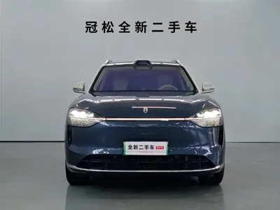 AITO 问界 AITO M9 2024, 25299 км, за 318800 CNY