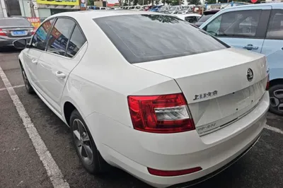 Skoda Octavia 2016, 96700 км, за 45709.55 CNY - фото 4