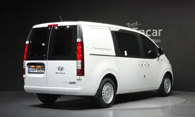 Hyundai Staria 2024, 9233 км, за 22980000 KRW