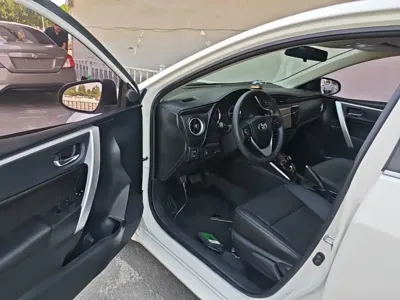 Toyota Corolla 2018, 93600 км, за 48300 CNY - фото 16