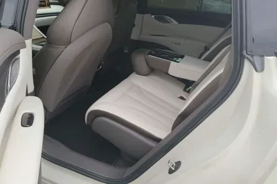 IM LS7 2023, 29300 км, за 163554.25 CNY