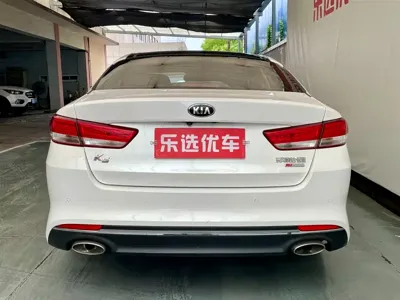 Kia K5 2018, 120000 км, за 37800 CNY