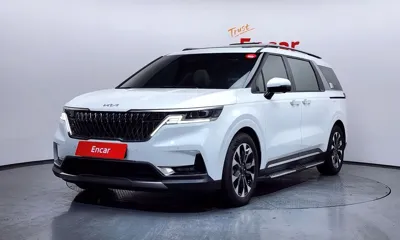 Kia Canival · 2023 год
