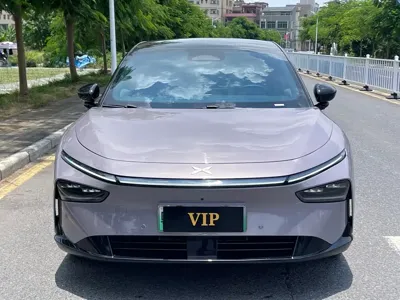 Xpeng P7+ 2025, 36000 км, за 128000 CNY