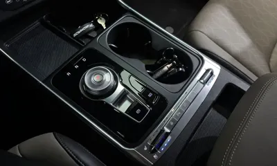 Kia Canival 2025, 25072 км, за 37800000 KRW - фото 9