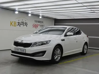 Kia K5 · 2013 год