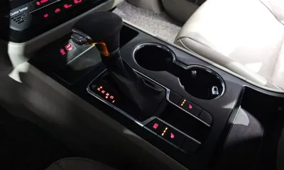 Kia Canival 2019, 80659 км, за 12900000 KRW - фото 9