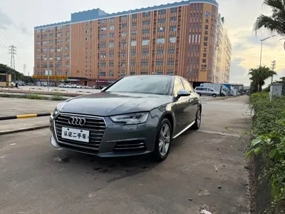 Audi A4L · 2018 год