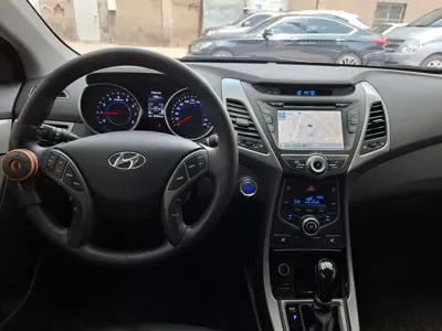 Hyundai Avante 2015, 83542 км, за 6900000 KRW - фото 8