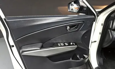 KG_Mobility_Ssangyong TIBOLI 2016, 132600 км, за 5900000 KRW - фото 27