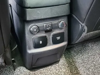 Ford Explorer 2017, 55542 км, за 12000000 KRW - фото 15