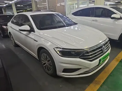 Volkswagen Sagitar 2021, 88800 км, за 57900 CNY