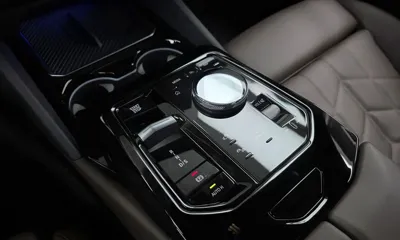 BMW 5-Series 2024, 28666 км, за 62900000 KRW - фото 9