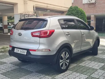 Kia Sportage 2013, 127756 км, за 5490000 KRW