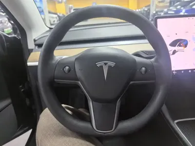 Tesla Model 3 2021, 70000 км, за 118800 CNY - фото 9