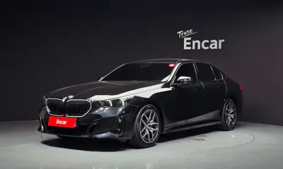 BMW 5-Series · 2026 год