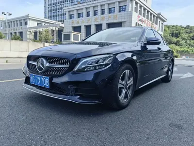 Mercedes-Benz C-Class · 2020 год