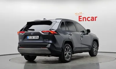 Toyota RAV4 2023, 16043 км, за 99990000 KRW
