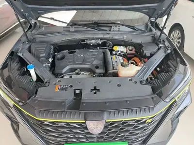 Roewe RX5 New Energy 2022, 13700 км, за 63200 CNY - фото 20