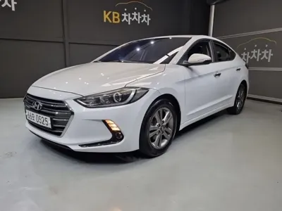 Hyundai Avante 2016, 159000 км, за 6990000 KRW