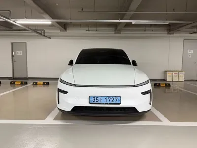 Tesla Model Y 2025, 11000 км, за 62010000 KRW
