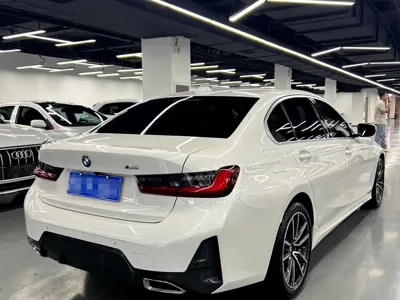 BMW 3 Series 2023, 12700 км, за 243800 CNY - фото 4