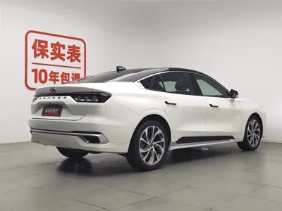Ford Mondeo 2023, 64000 км, за 87899 CNY