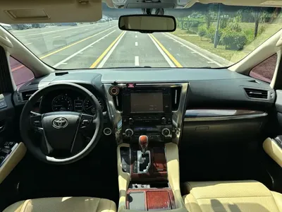 Toyota Alphard 2017, 131000 км, за 327000 CNY - фото 7